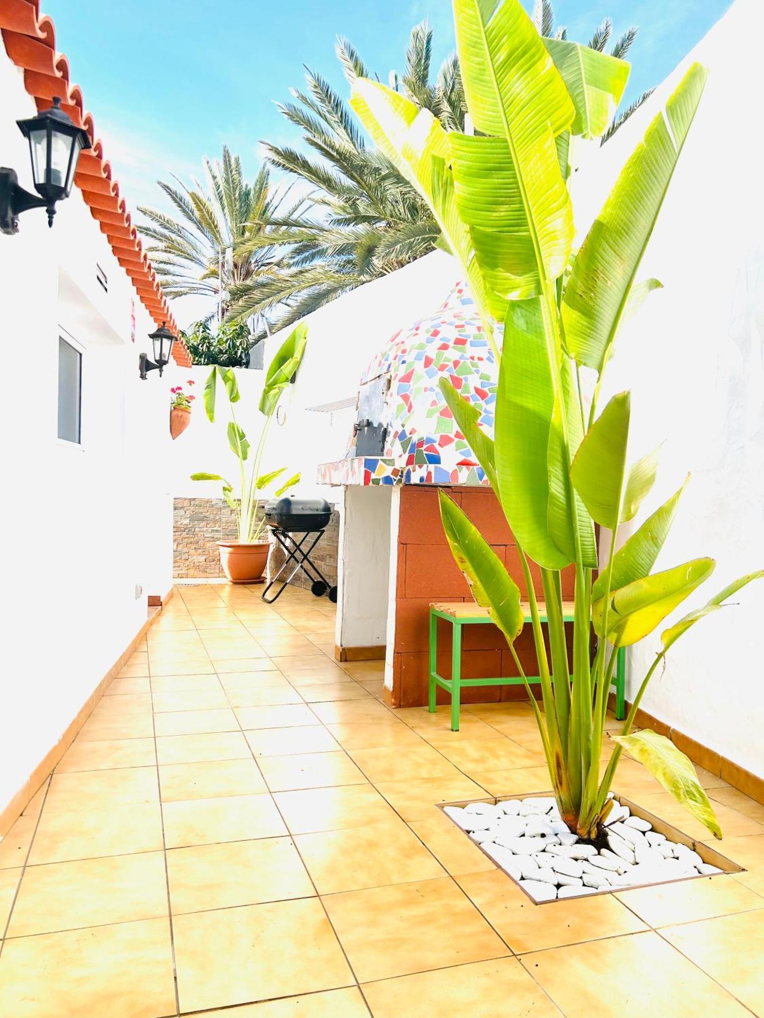 Oasis Beach Holiday Home With Jacuzzi プラヤ・デル・イングレス エクステリア 写真