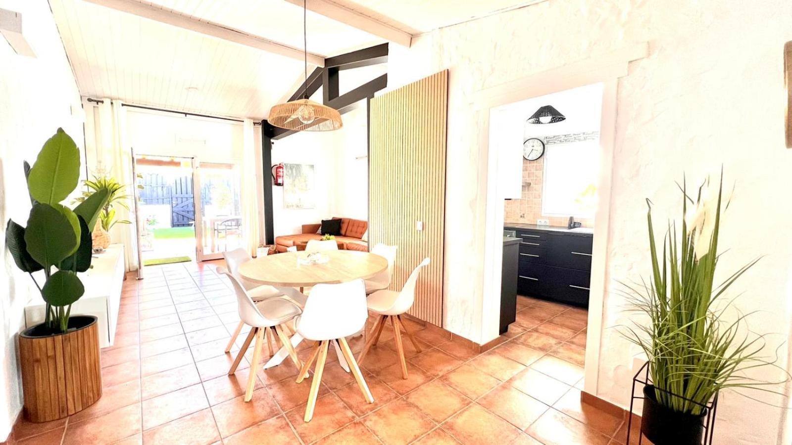 Oasis Beach Holiday Home With Jacuzzi プラヤ・デル・イングレス エクステリア 写真